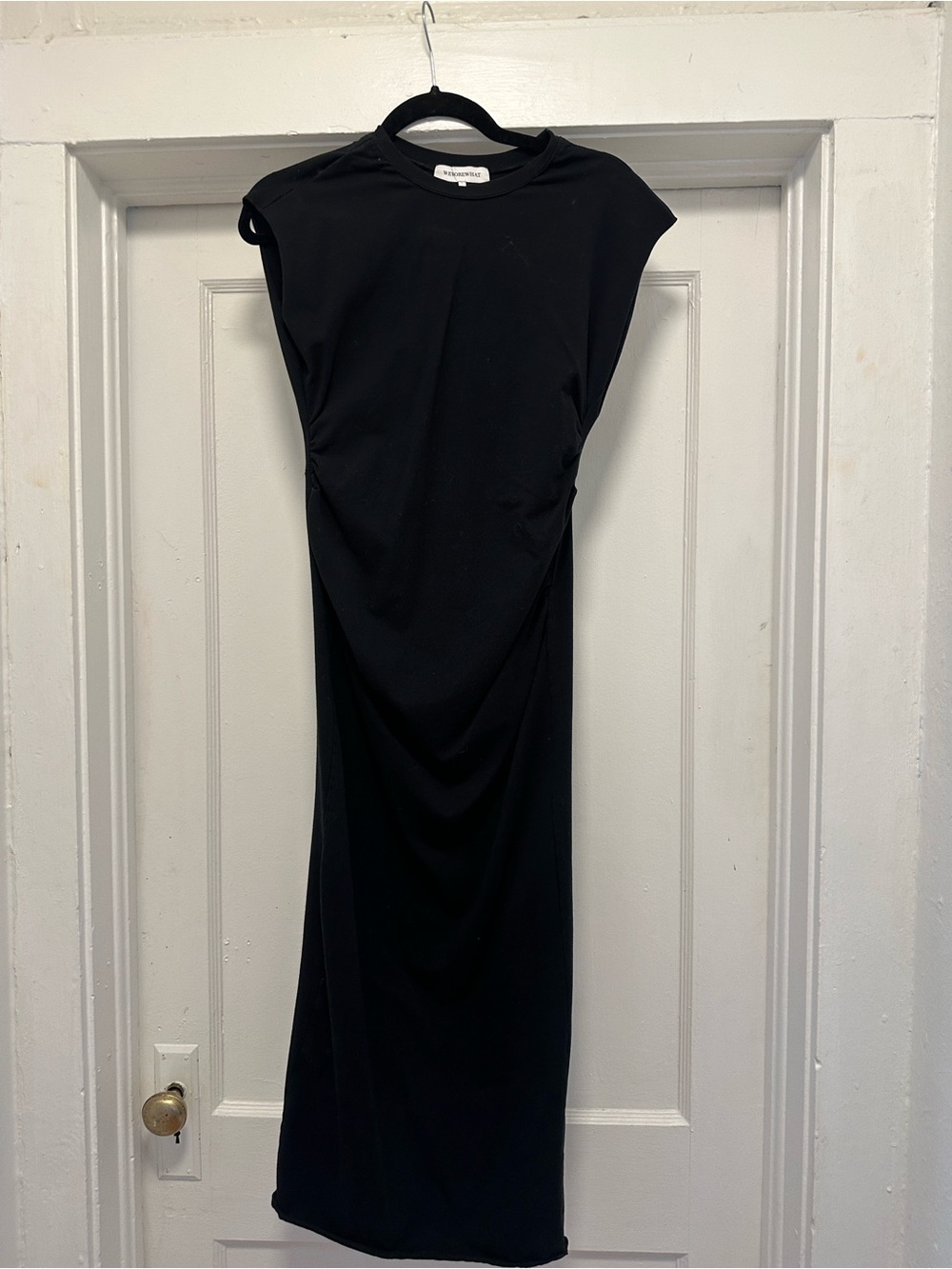 WeWoreWhat Black Sleeveless Ruched Midi Dress